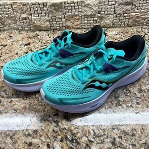 NWOT Saucony Guide 15        Colorway: Cool Mint/Acid